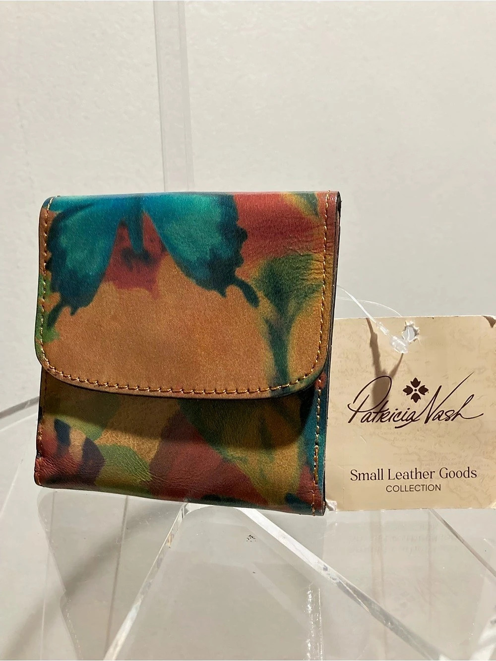 Patricia Nash Astra Wallet Leather Abstract Print NWT
